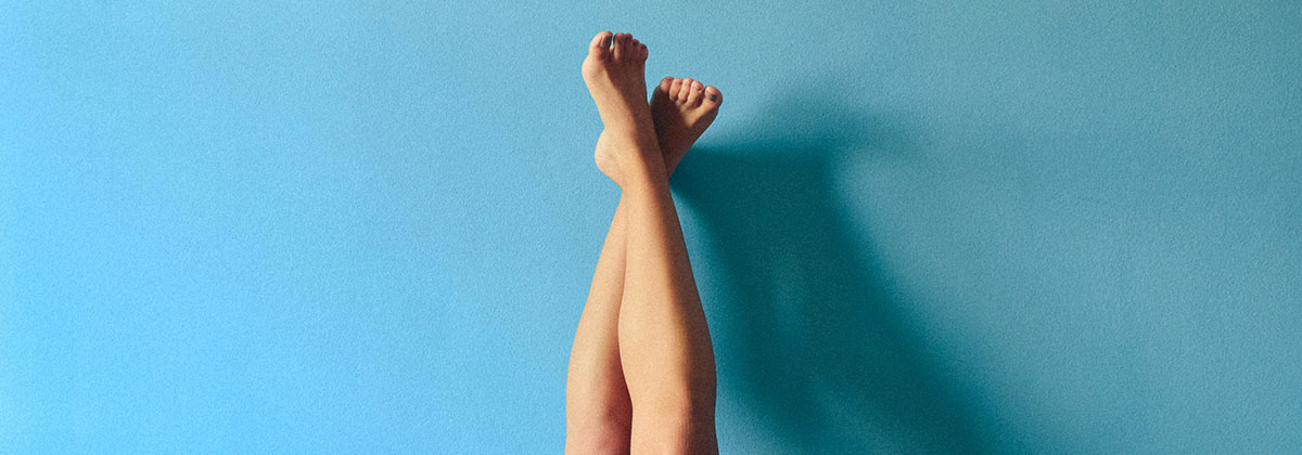 Image for Experts Reveal How To Sell Feet Pics Without Getting Scammed