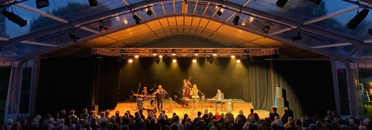 Image for The Festival Theatre at Hever Castle Unveils New Home