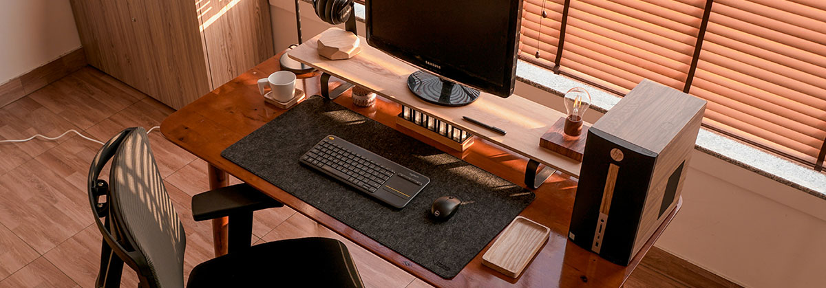 Image for Easy Ways to Set Up a Workspace That Helps Your Back and Neck
