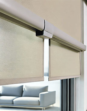 What Should You Look for When Shopping for Blackout Blinds at a Curtain Shop?