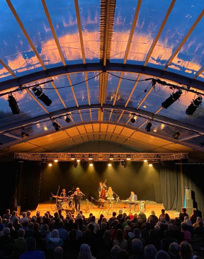 Image for The Festival Theatre at Hever Castle Unveils New Home